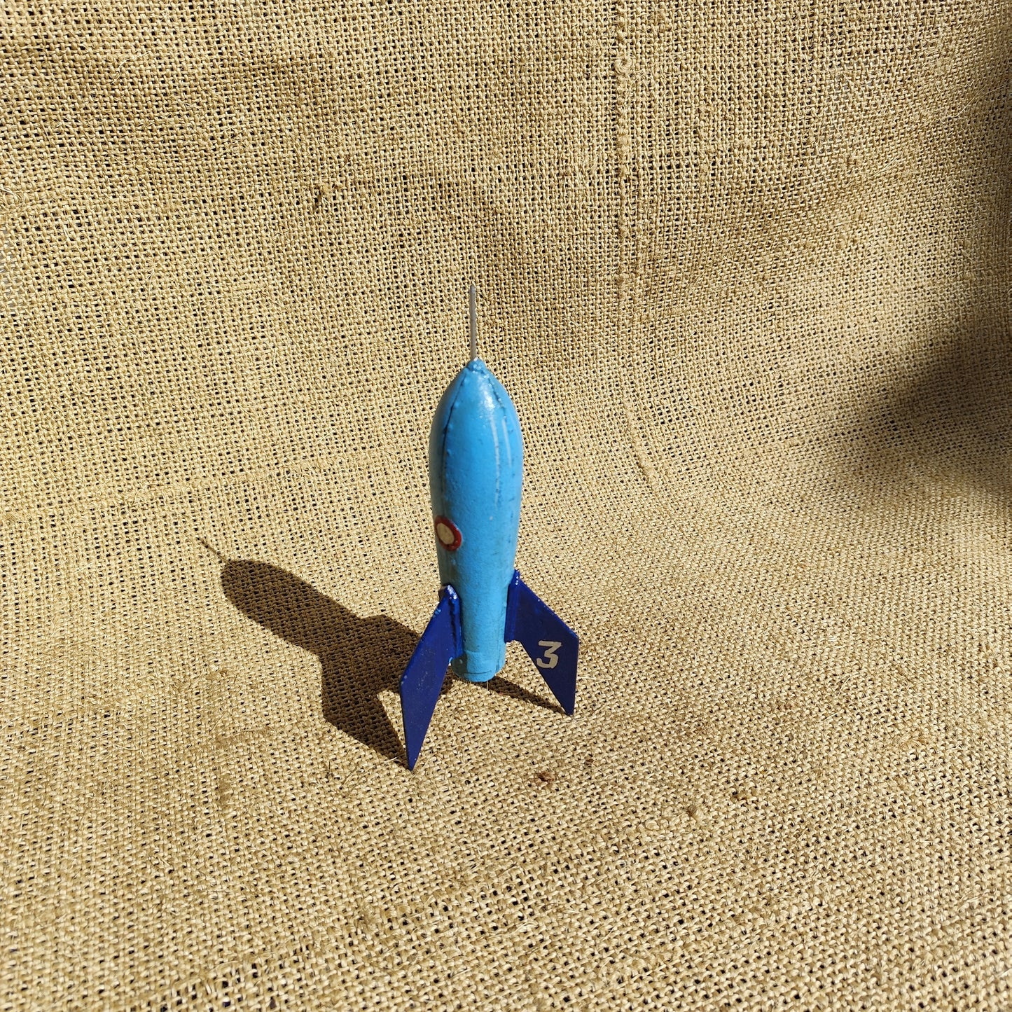 No. 3 Blue Rocket Bank with Spike