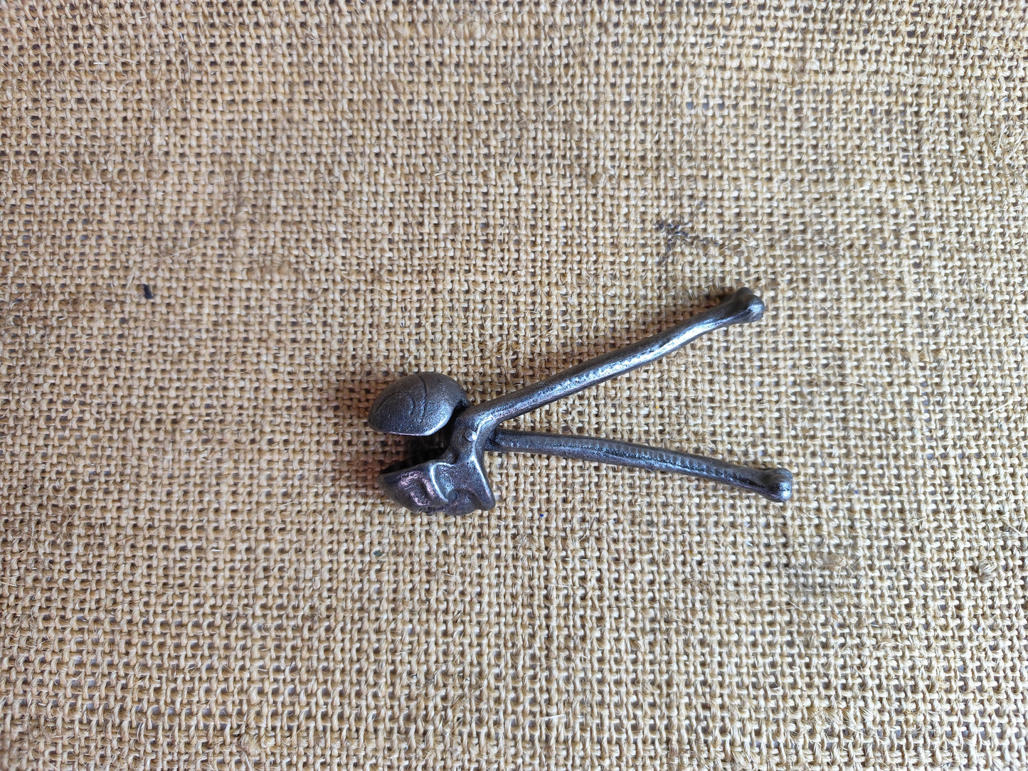 Skull Nut Cracker
