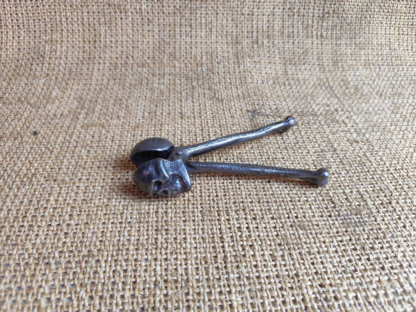 Skull Nut Cracker