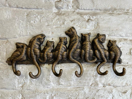 Eight Cats Hook