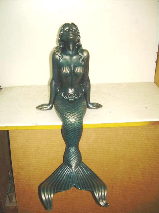 16" Mermaid with Seashell