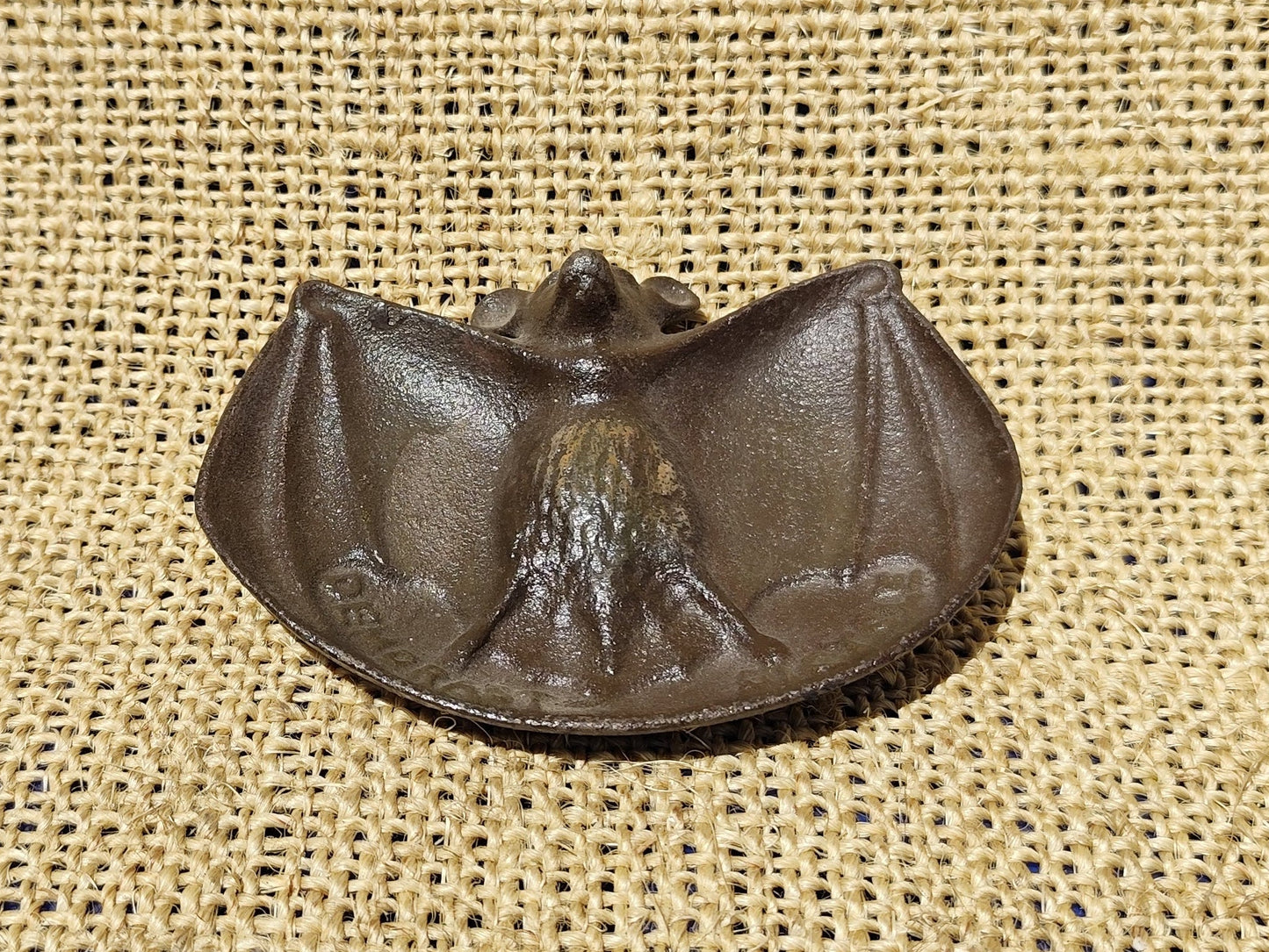 Bat Ashtray