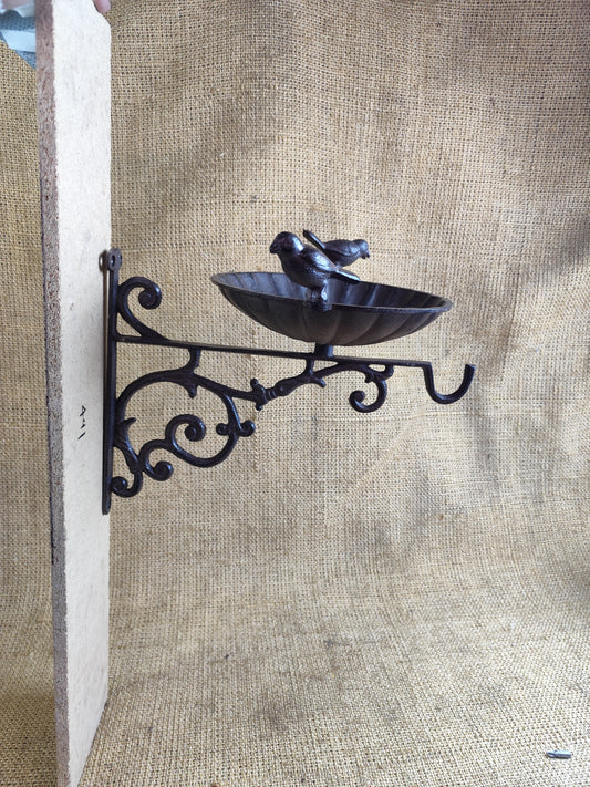 Wall-mount bird bath